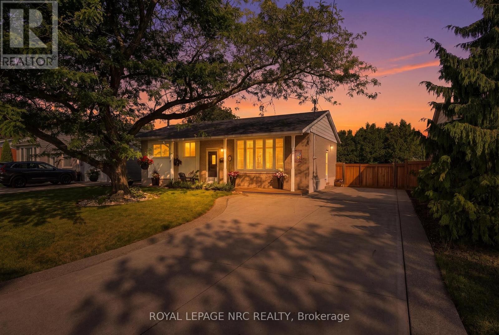 37 VIKING DRIVE