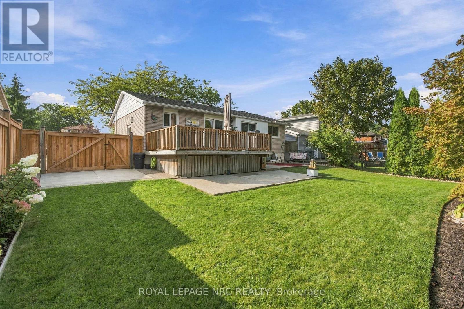 37 VIKING DRIVE - Image 32