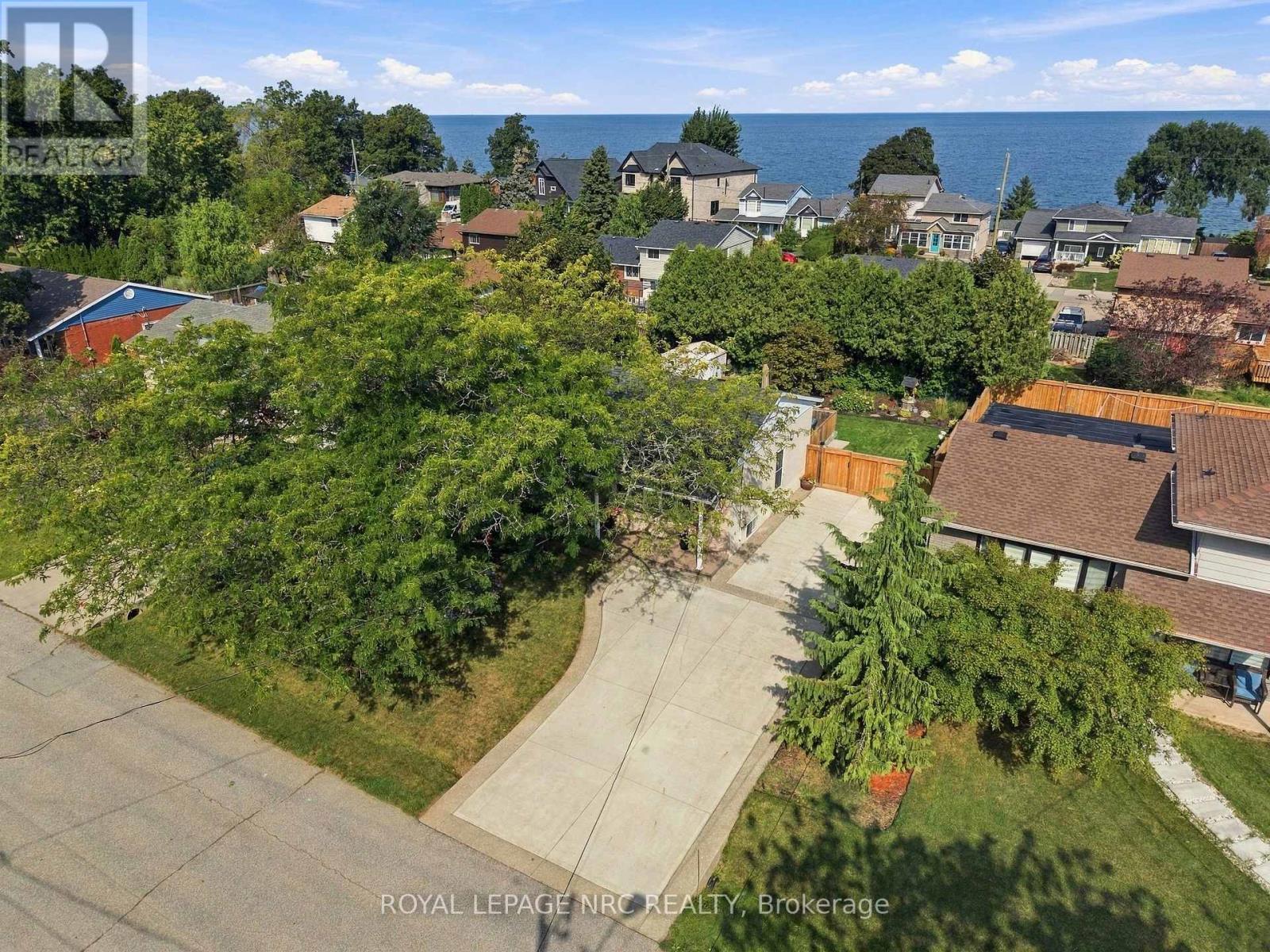 37 VIKING DRIVE - Image 33