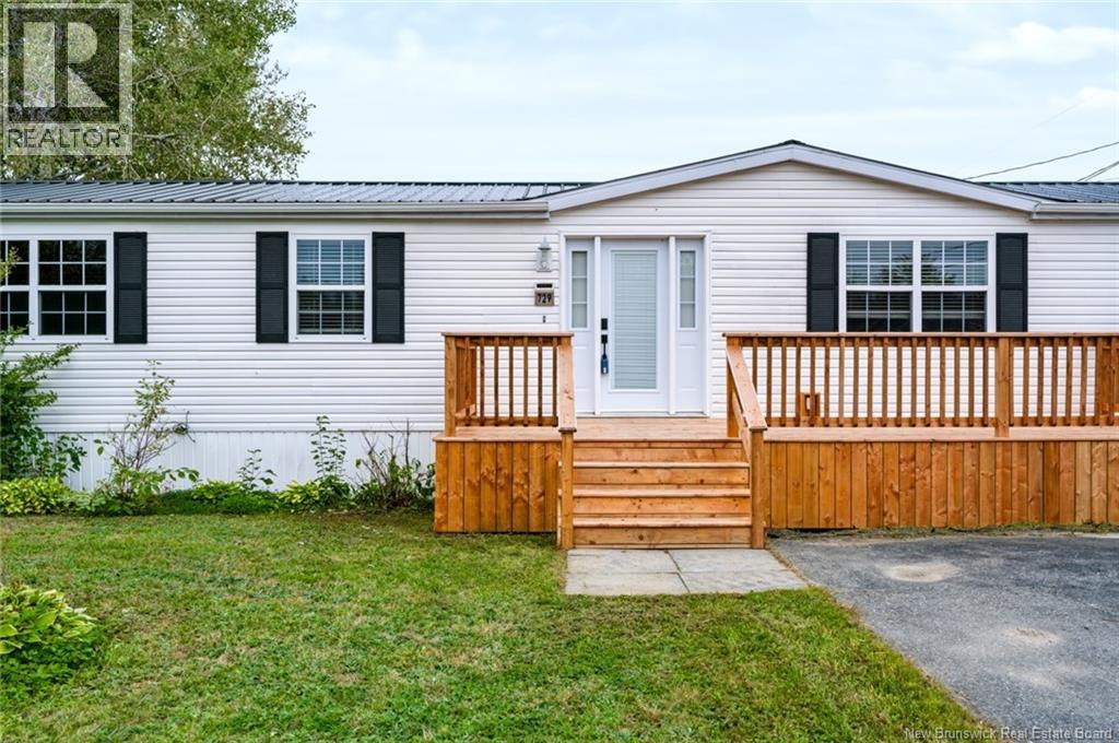 729 Williston Drive, Miramichi, New Brunswick, E1V6M9, Miramichi, New Brunswick — photo 2 of 5