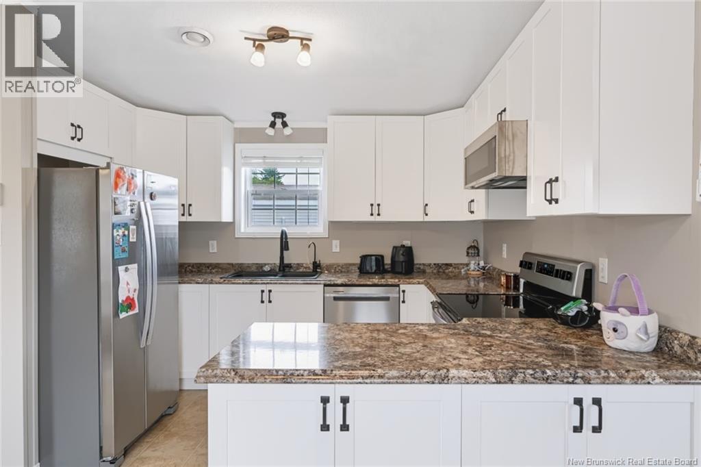 729 Williston Drive, Miramichi, New Brunswick, E1V6M9, Miramichi, New Brunswick — photo 3 of 5