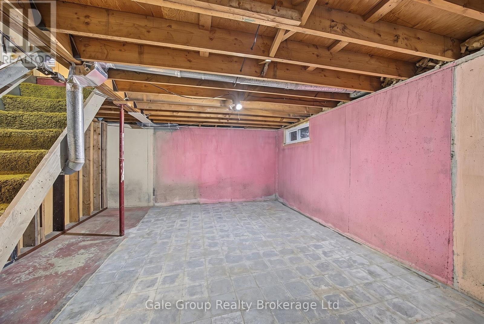 36 EAST PARK DRIVE - 19