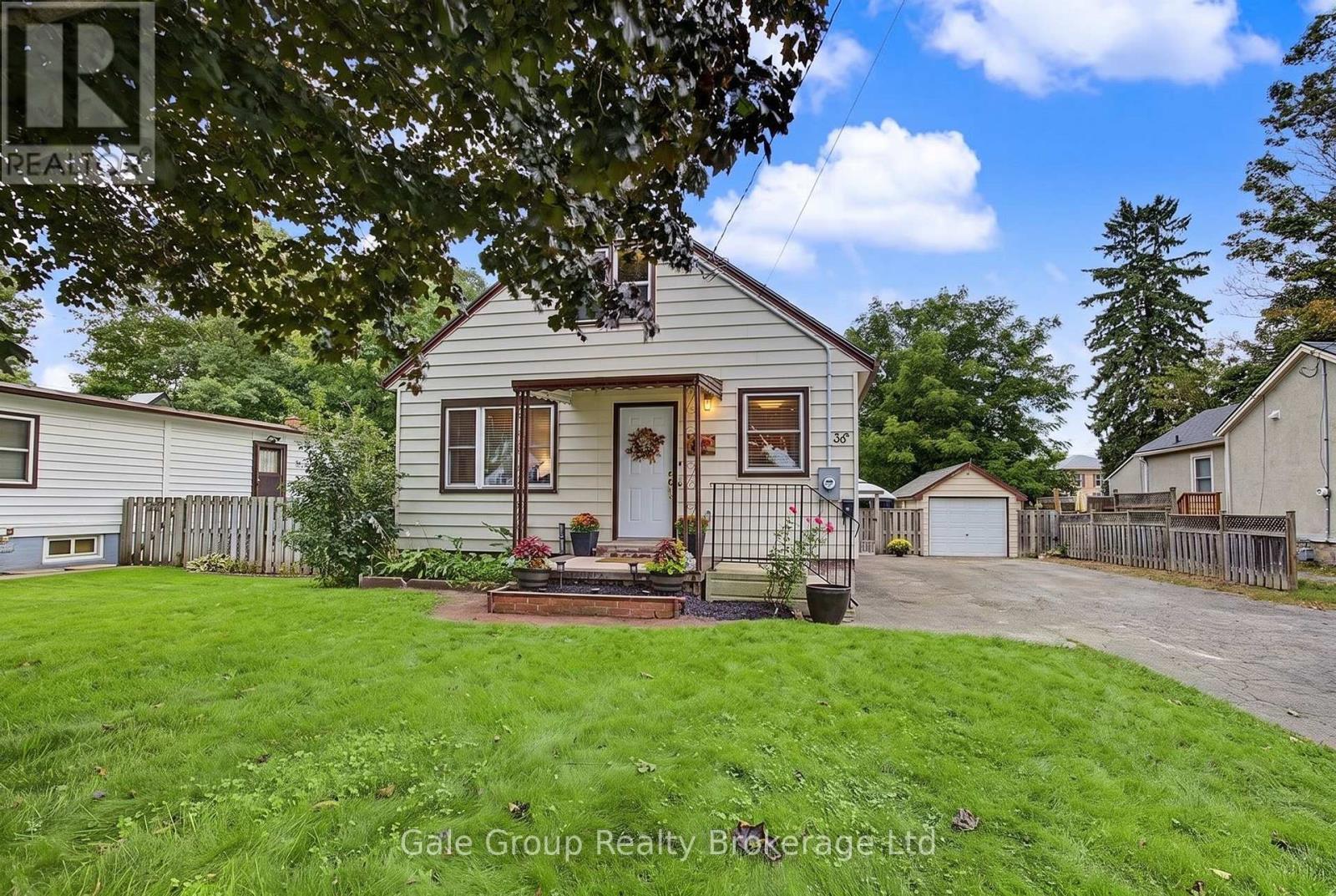 36 EAST PARK DRIVE - 2