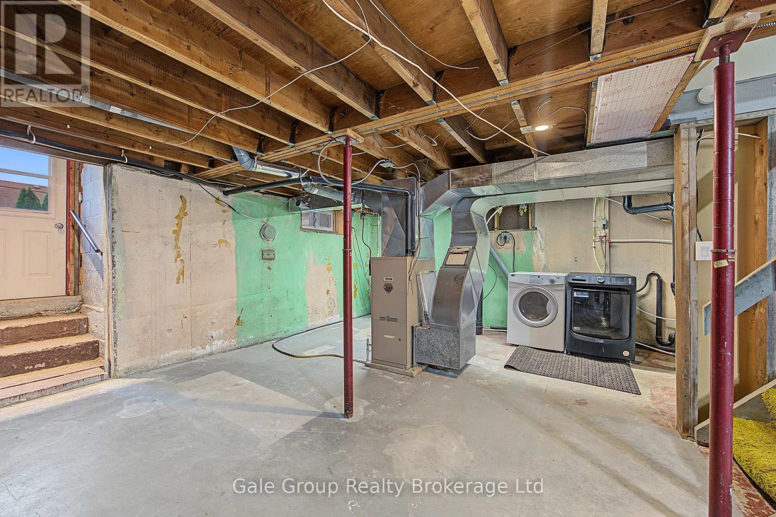 36 EAST PARK DRIVE - 21