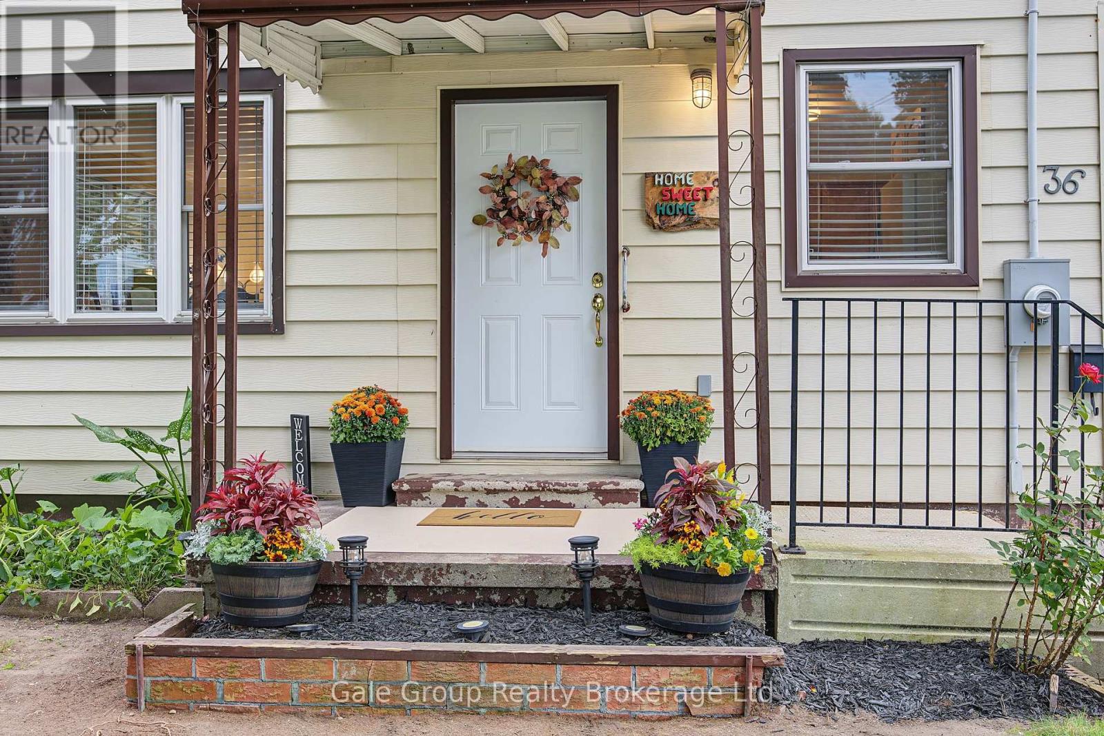 36 EAST PARK DRIVE - 3