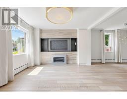190 Lawrence Avenue W, Toronto, ON M5M1A8 Photo 11