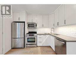 190 Lawrence Avenue W, Toronto, ON M5M1A8 Photo 14
