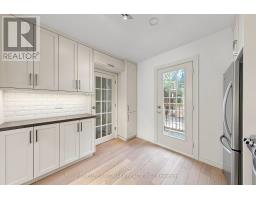 190 Lawrence Avenue W, Toronto, ON M5M1A8 Photo 17
