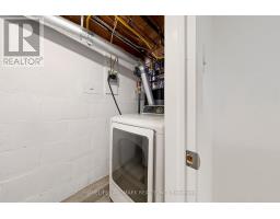 190 Lawrence Avenue W, Toronto, ON M5M1A8 Photo 39
