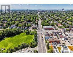 190 Lawrence Avenue W, Toronto, ON M5M1A8 Photo 48