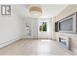Kitchen - 190 Lawrence Avenue W, Toronto, ON M5M1A8 Photo 9