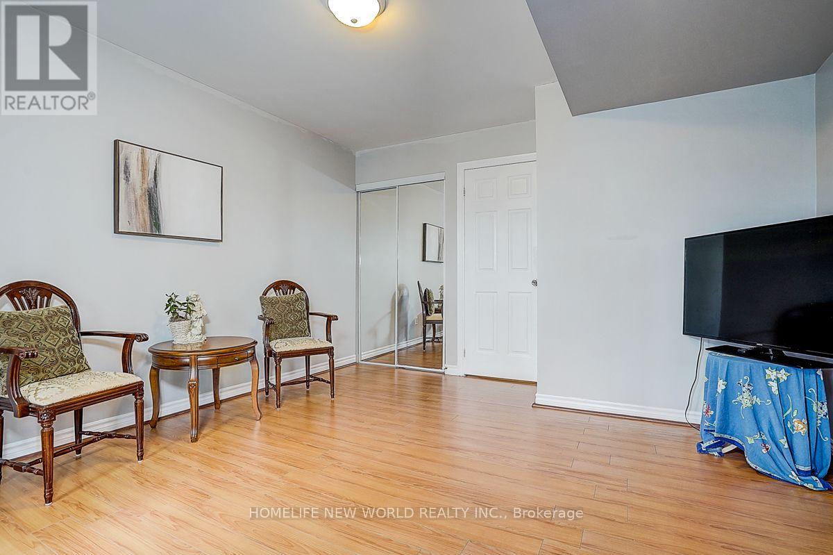 82 DAVID DUNLAP CIRCLE - Image 34