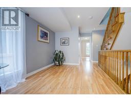 82 David Dunlap Circle, Toronto, ON M3C4C1 Photo 24