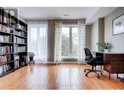82 David Dunlap Circle, Toronto, ON M3C4C1 Photo 28
