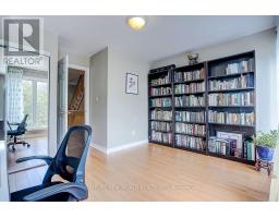 82 David Dunlap Circle, Toronto, ON M3C4C1 Photo 30