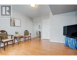 82 David Dunlap Circle, Toronto, ON M3C4C1 Photo 34