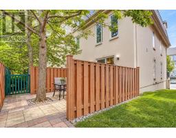 82 David Dunlap Circle, Toronto, ON M3C4C1 Photo 46