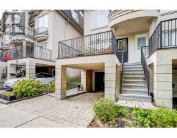 82 David Dunlap Circle, Toronto, ON M3C4C1 Photo 7