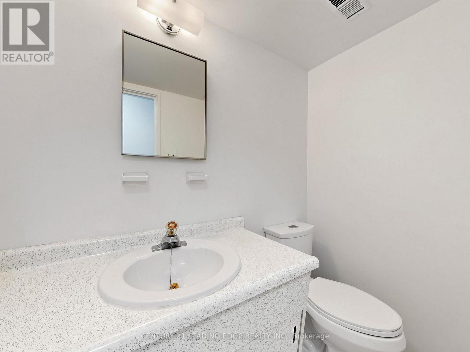 219 LYNEDOCK CRESCENT - 33