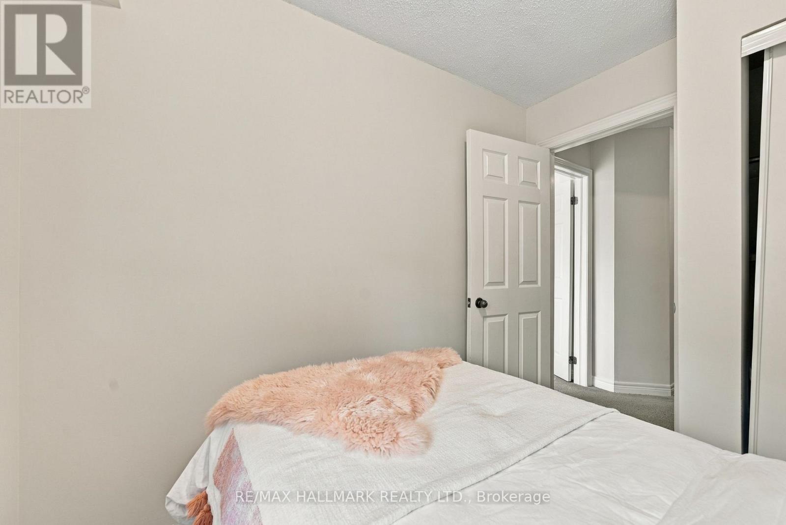 549 SHUTER STREET - 19