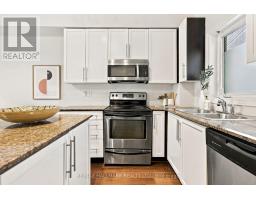 549 Shuter Street, Toronto, ON M5A1X9 Photo 11