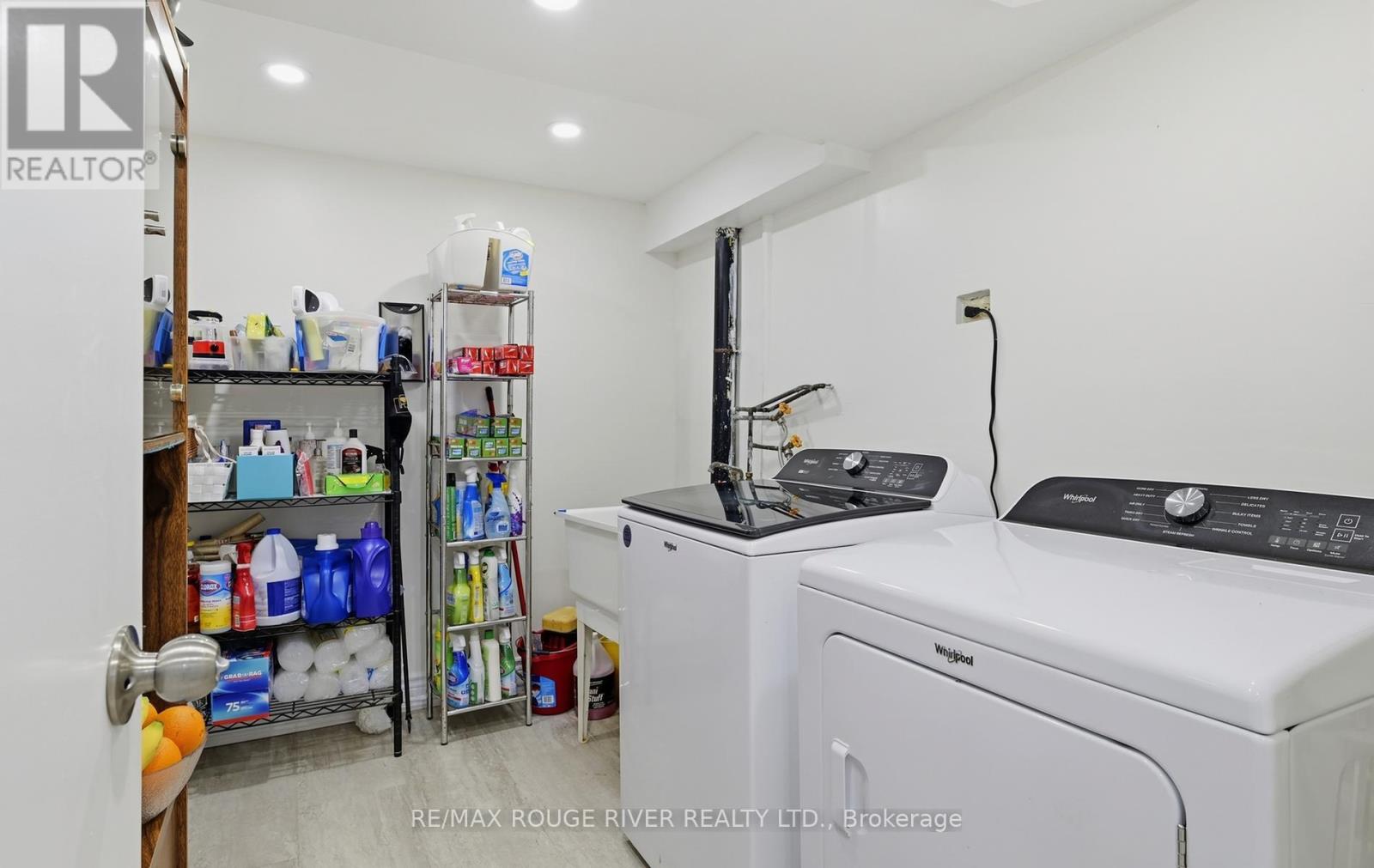 33 RANGELEY DRIVE - 35
