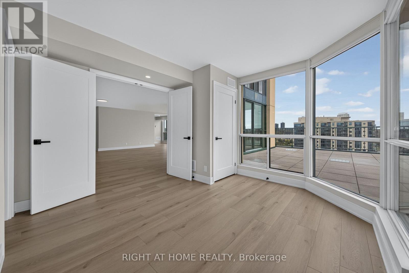 #1402 65 ELLEN STREET - 34
