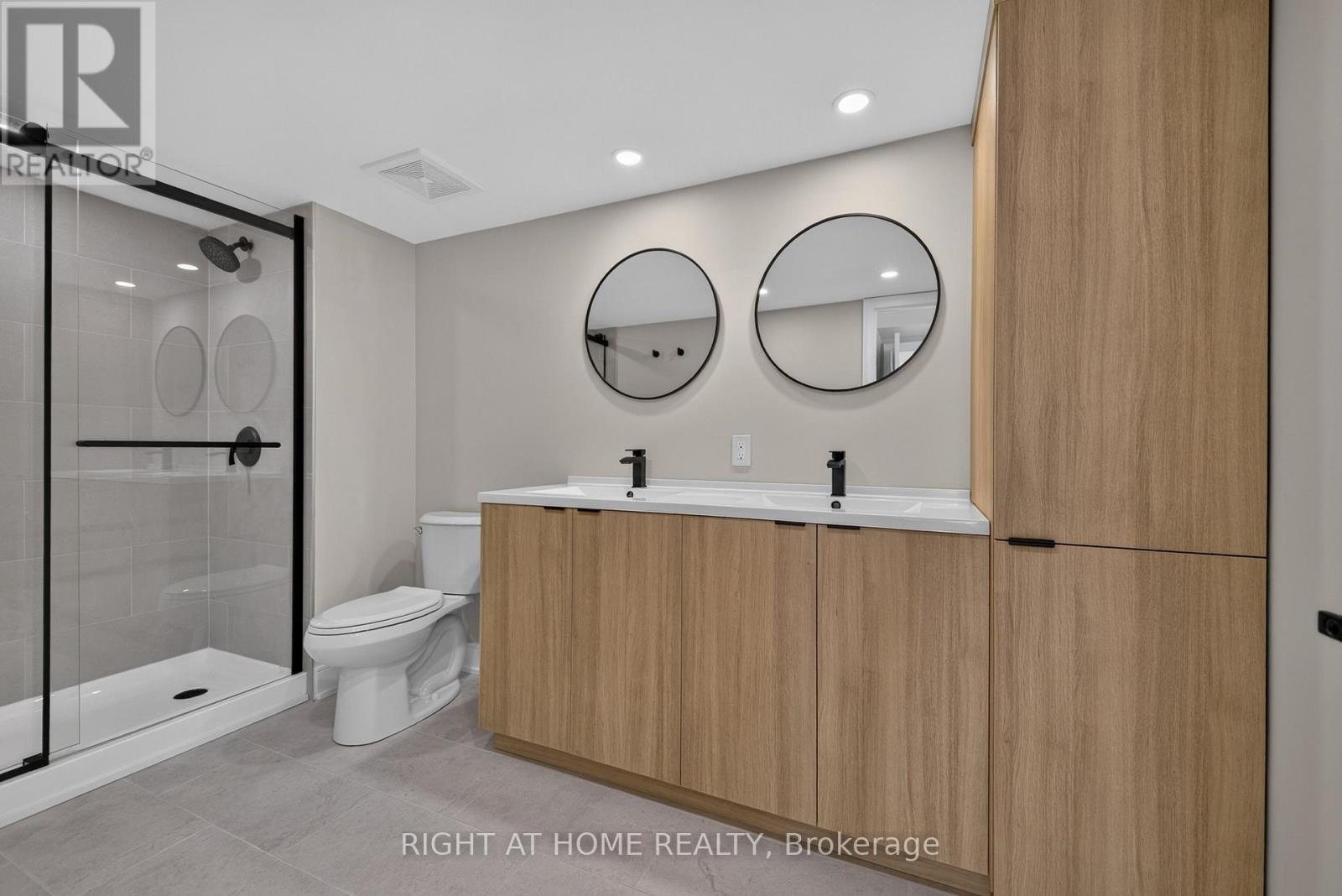 #1402 65 ELLEN STREET - 38