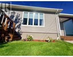 130 Bayview Road thumbnail 4