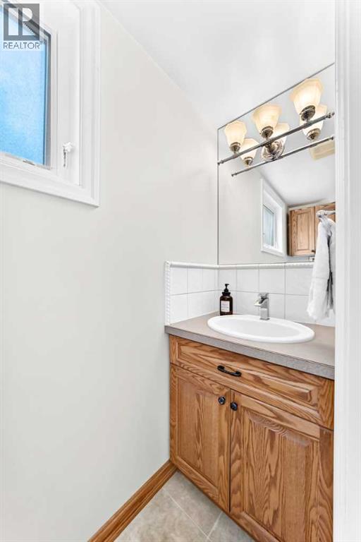 12 Cantrell Bay SW - 17