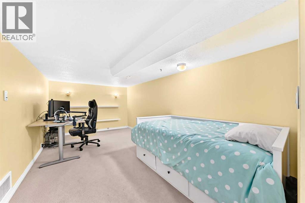12 Cantrell Bay SW - 30