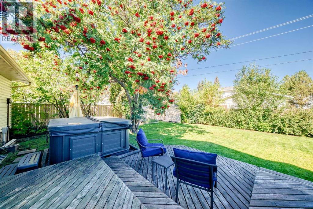 12 Cantrell Bay SW - 36