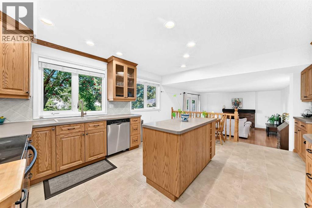 12 Cantrell Bay SW - 6