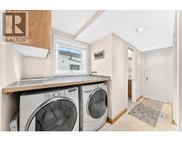 Recreational, Games room - 12 Cantrell Bay Sw, Calgary, AB T2W2C2 Photo 19