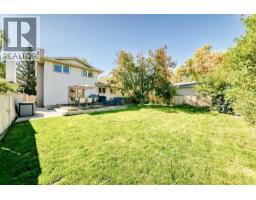 12 Cantrell Bay Sw, Calgary, AB T2W2C2 Photo 40