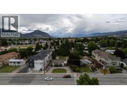 137 Green Avenue W, Penticton, BC V2A3S9 Photo 6