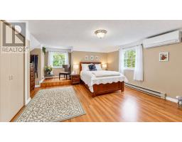 919-927 Marine Drive thumbnail 18