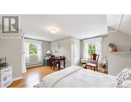 919-927 Marine Drive thumbnail 20
