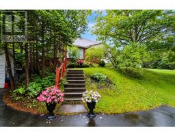919-927 Marine Drive thumbnail 33