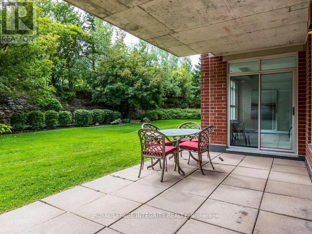 2 Bed, 2 Bath House for Sale in Ottawa – 136 DARLINGTON PRIVATE, Ottawa – MLS# X13800806 - Image 29