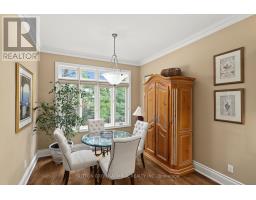 443 Elm Road, Toronto, ON M5M3W8 Photo 16