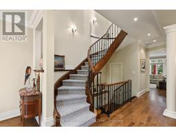 443 Elm Road, Toronto, ON M5M3W8 Photo 17