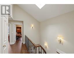 443 Elm Road, Toronto, ON M5M3W8 Photo 18