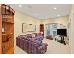 443 Elm Road, Toronto, ON M5M3W8 Photo 35