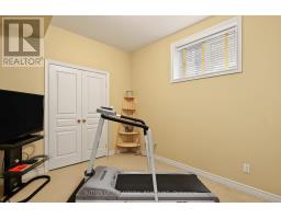 443 Elm Road, Toronto, ON M5M3W8 Photo 37