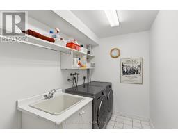 443 Elm Road, Toronto, ON M5M3W8 Photo 39
