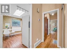 32 Northey Drive, Toronto, ON M2L2S9 Photo 12