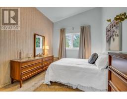 32 Northey Drive, Toronto, ON M2L2S9 Photo 14