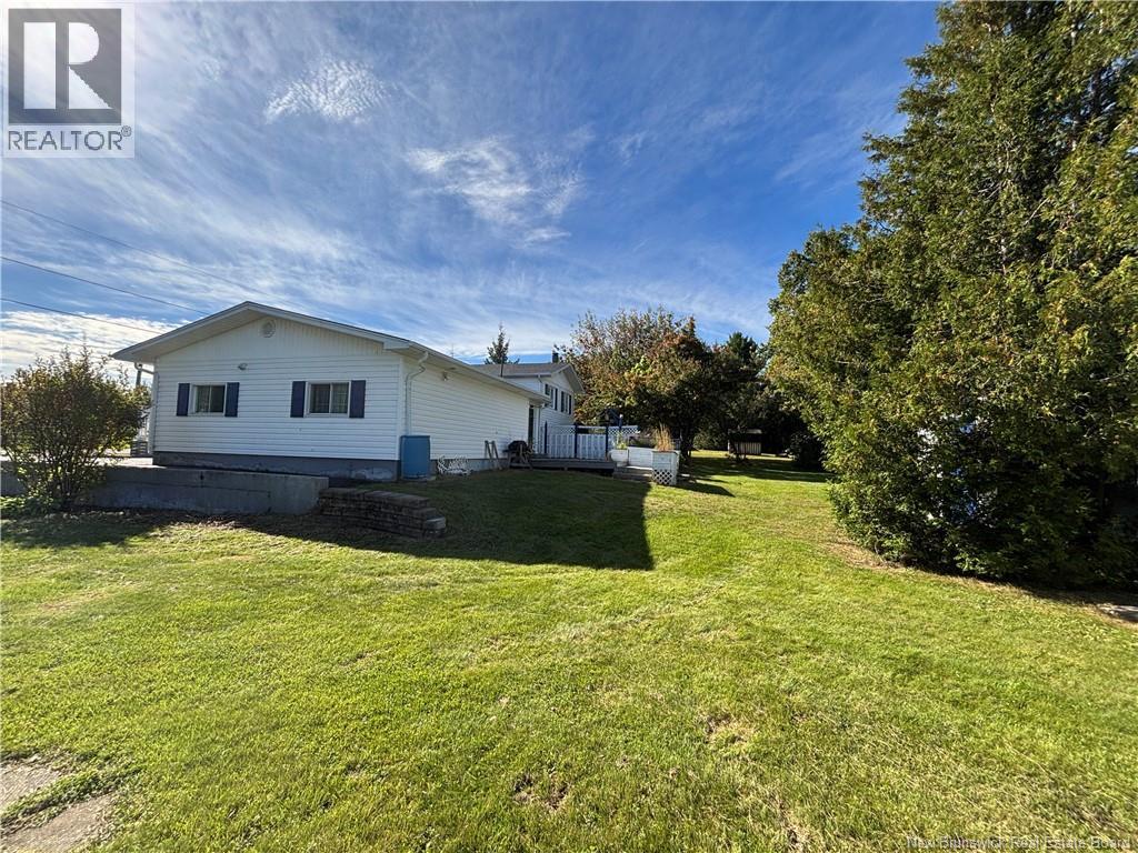 28 Carr St - 6