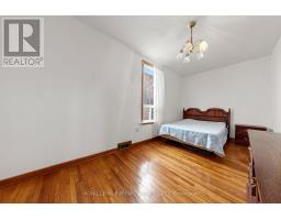 28 Garden Avenue, Toronto, ON M6R1H6 Photo 13